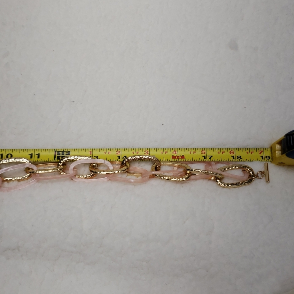 Pink and Gold Hammered Chain Link Necklace - Picture 3 of 6